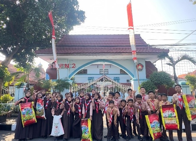 Bakti Lingkungan Sambut Hari Pramuka ke-64