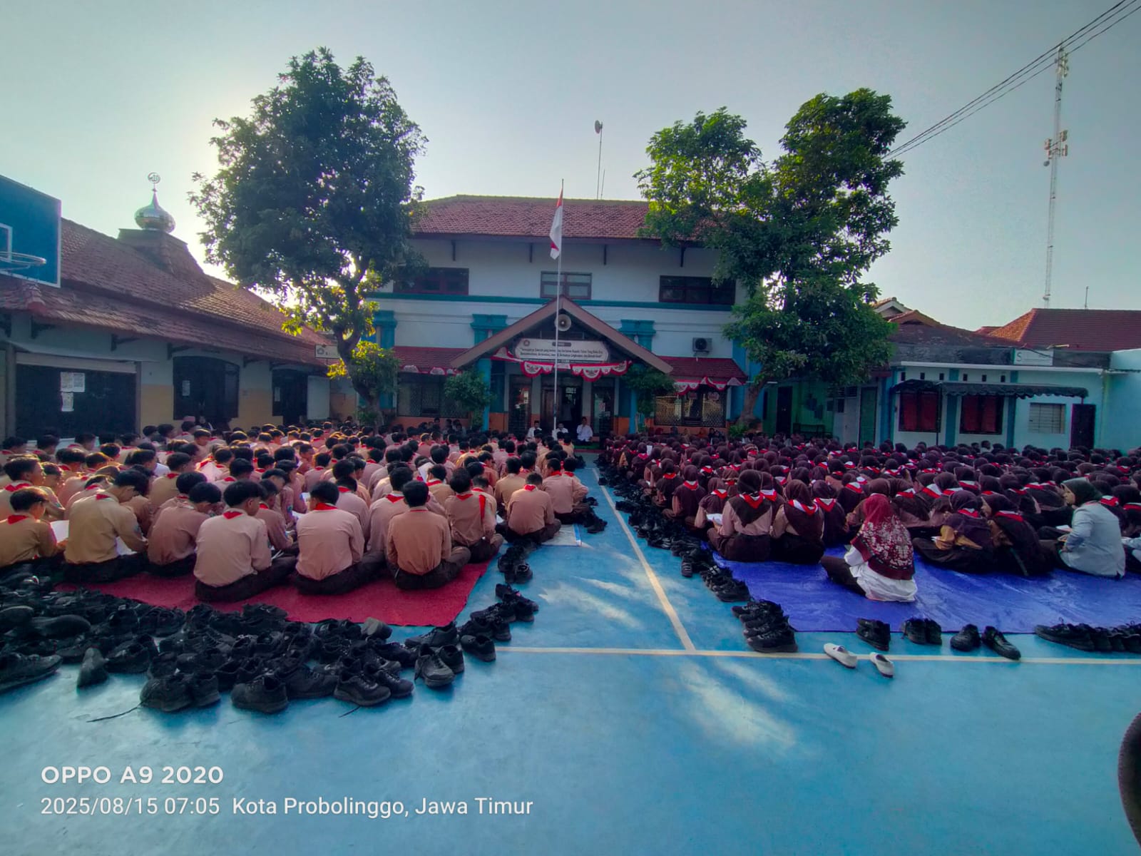 Menguatkan Karakter Religius Melalui Kegiatan Istighosah Jumat Pagi, Perwujudan Visi Sekolah Beriman dan Bertaqwa Kepada Tuhan Yang Maha Esa